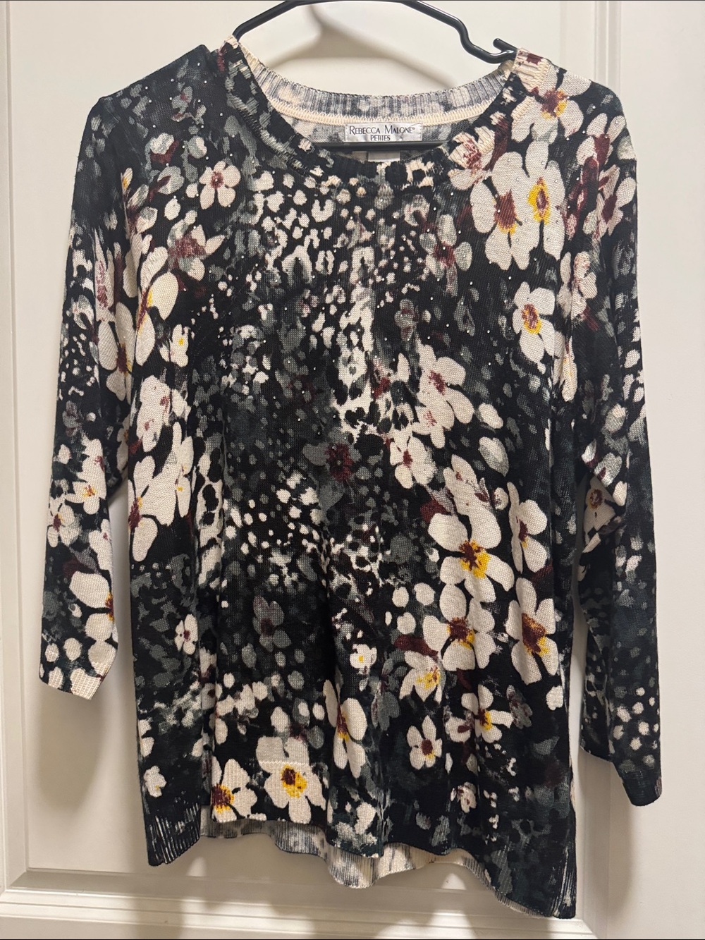 Rebecca Malone Black Floral Crewneck Pullover with White & Yellow woman L
